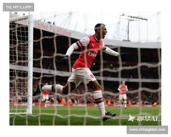 意甲焦点战那不勒斯半场落后热那亚埃卡托进球打破僵局